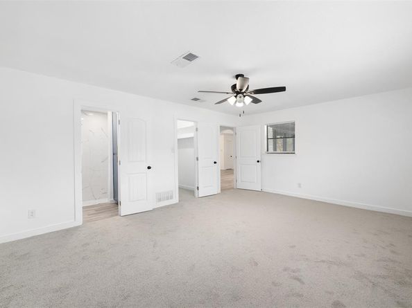 3215  Glenmont Drive , Fort Worth Texas 76133