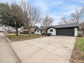 3215  Glenmont Drive , Fort Worth Texas 76133