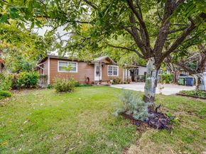 206  Pine Street , Arlington Texas 76011