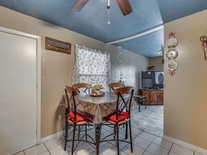 206  Pine Street , Arlington Texas 76011