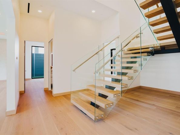 6218  Walnut Hill Lane , Dallas Texas 75230