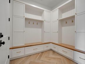 6321  Belmont Avenue , Dallas Texas 75214