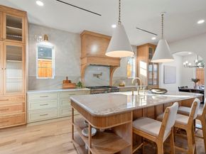 6321  Belmont Avenue , Dallas Texas 75214