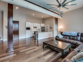 2502  Live Oak Street  235, Dallas Texas 75204