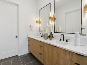 628  Wayne Street , Dallas Texas 75223