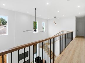 628  Wayne Street , Dallas Texas 75223