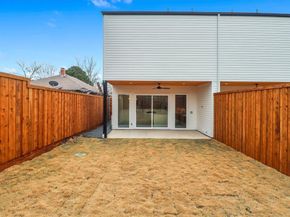 628  Wayne Street , Dallas Texas 75223