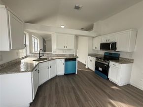 6005  Meadowdale Road , Arlington Texas 76017