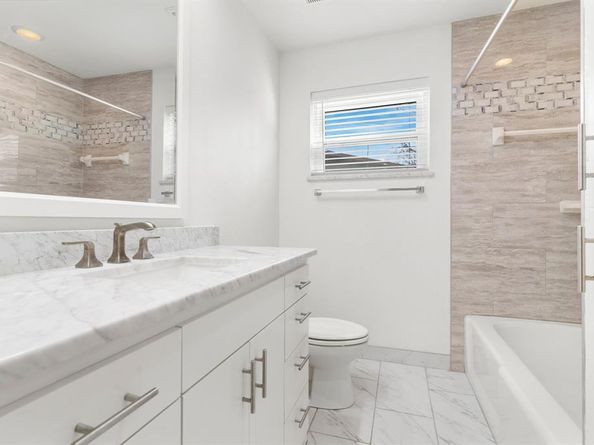 831  Warren Way , Richardson Texas 75080