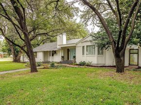 624  Edgefield Road , Fort Worth Texas 76107