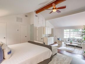 624  Edgefield Road , Fort Worth Texas 76107