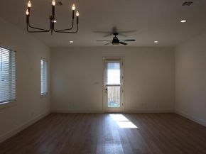 1628 E Davis Avenue , Fort Worth Texas 76104