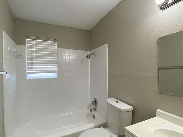 2509  Normont Circle , Fort Worth Texas 76103