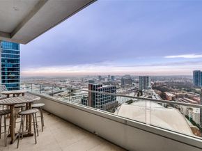 2430  Victory Park Lane  3001, Dallas Texas 75219