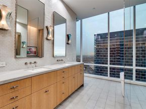 2430  Victory Park Lane  3001, Dallas Texas 75219