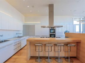 2430  Victory Park Lane  3001, Dallas Texas 75219