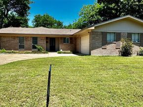 4720  South Drive W, Fort Worth Texas 76132