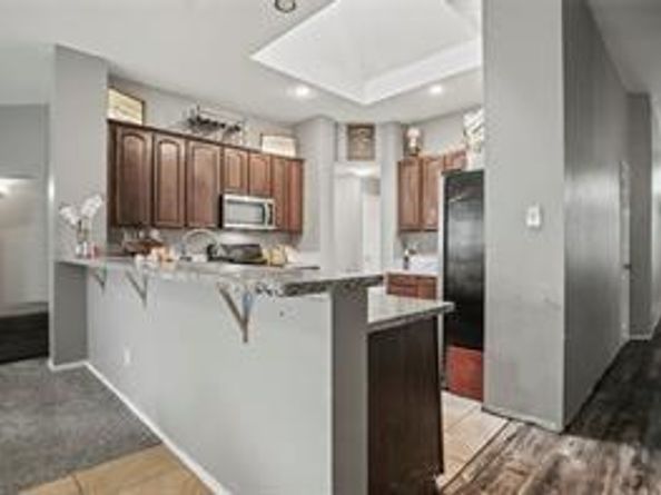 412 N Waterford Oaks Drive , Cedar Hill Texas 75104