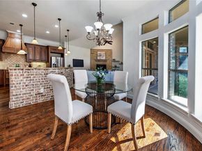 3606 S Versailles Avenue , Dallas Texas 75209