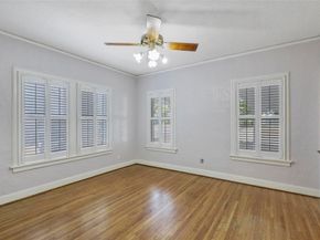 2563 S University Drive , Fort Worth Texas 76109