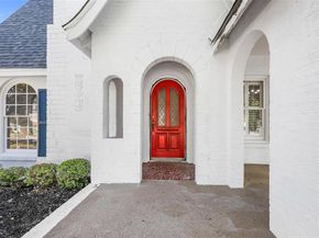 2563 S University Drive , Fort Worth Texas 76109