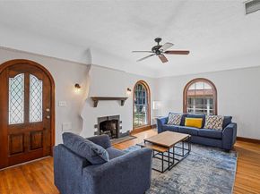 2563 S University Drive , Fort Worth Texas 76109