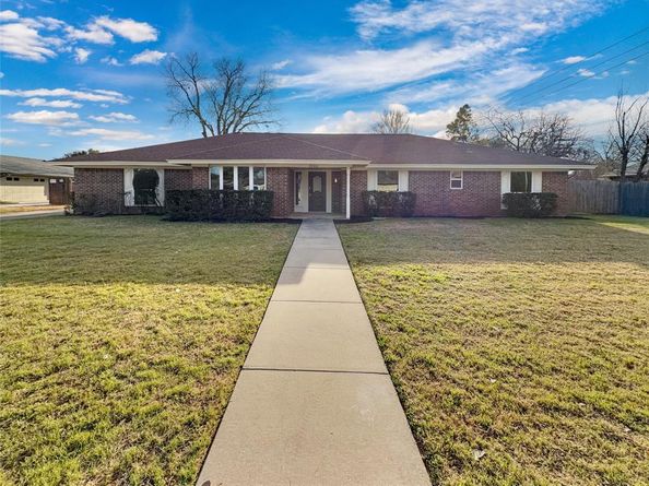 1006  Trophy Club Drive , Trophy Club Texas 76262