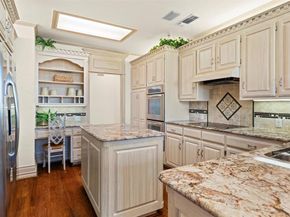 6600  Meadows West Drive S, Fort Worth Texas 76132