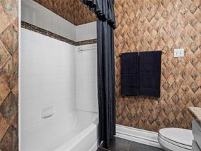 6600  Meadows West Drive S, Fort Worth Texas 76132