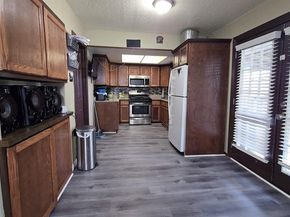 109  Ridgeway Circle , Lewisville Texas 75067