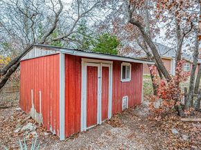 316  Coach House Circle , Fort Worth Texas 76108