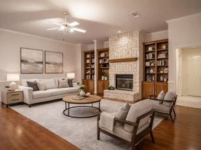 316  Coach House Circle , Fort Worth Texas 76108