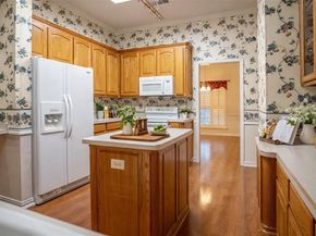 316  Coach House Circle , Fort Worth Texas 76108