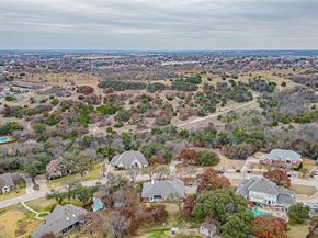 316  Coach House Circle , Fort Worth Texas 76108