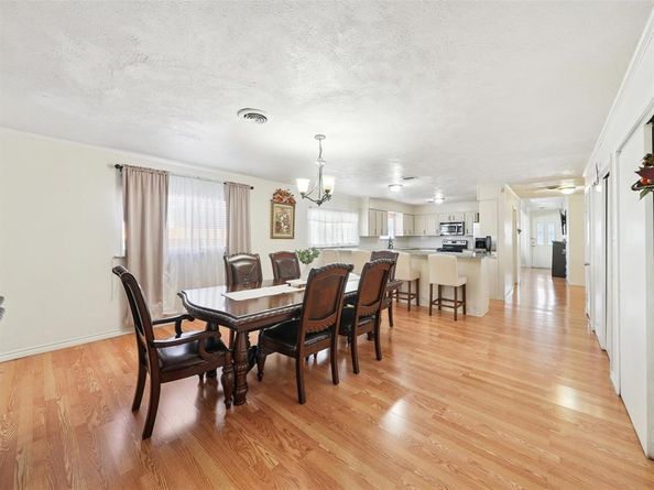1215  Tarpley Avenue , Dallas Texas 75211