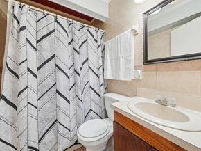 1215  Tarpley Avenue , Dallas Texas 75211
