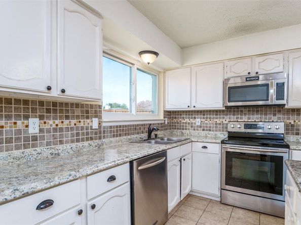 5300  Queenlily Court , Arlington Texas 76018