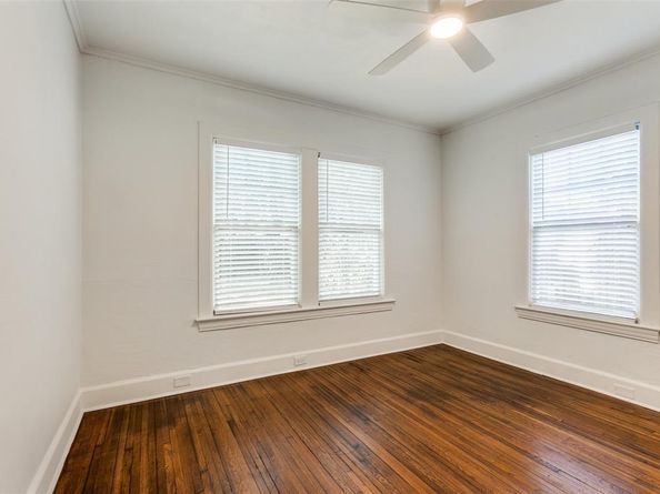 5027  Stoneleigh Avenue , Dallas Texas 75235