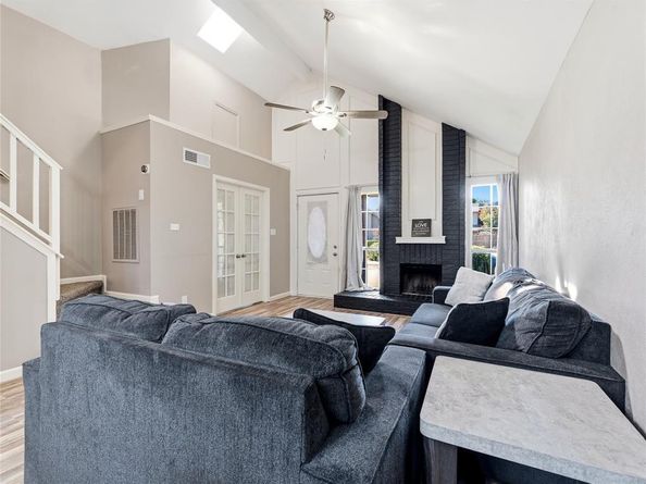 2905  Courtland Drive , Dallas Texas 75287