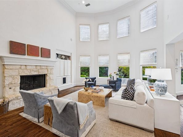 6523  Brookshire Drive , Dallas Texas 75230