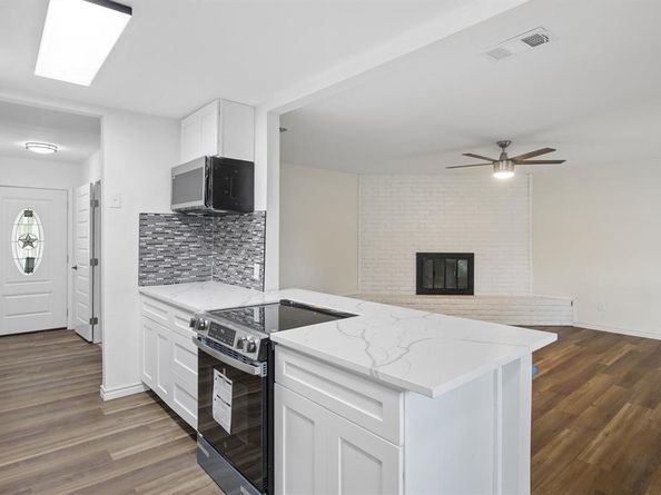 2231  Park Springs Court , Arlington Texas 76013