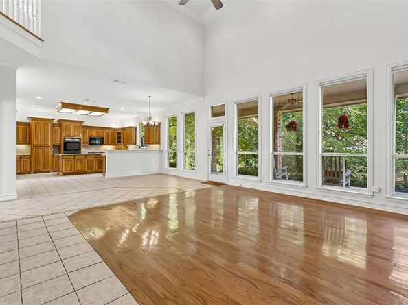 902  Glen Meadow Court , Garland Texas 75044
