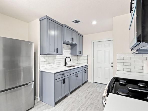 1244 E Mulkey Street , Fort Worth Texas 76104