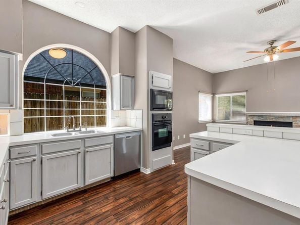 5906  Polo Club Drive , Arlington Texas 76017