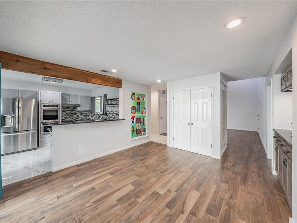 5520  Willow Circle , Fort Worth Texas 76112