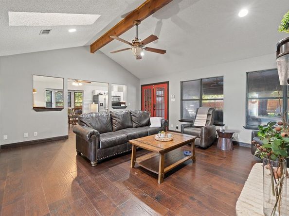 7500  Parker Drive E, Burleson Texas 76028