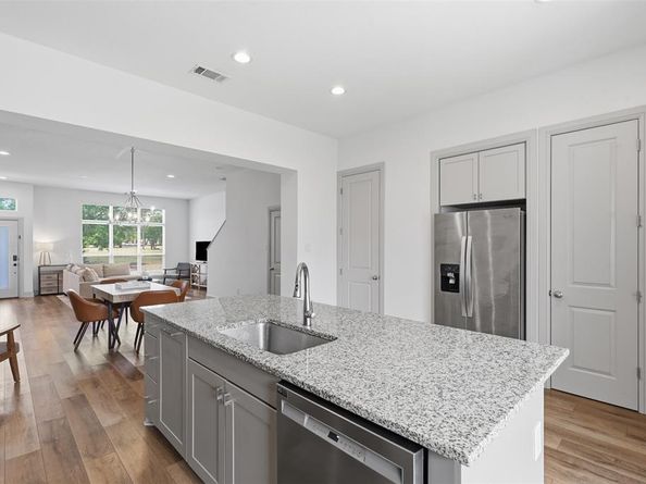 3128  Wayside Avenue , Fort Worth Texas 76110