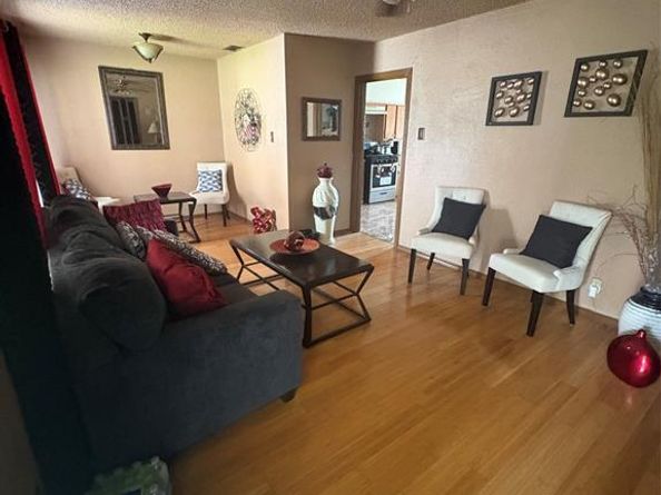 3129  Marjorie Avenue , Dallas Texas 75216