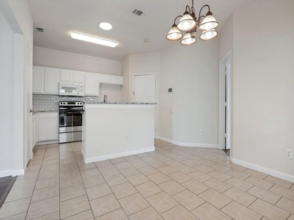 709  Catalina Drive , Lancaster Texas 75146