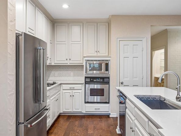5126  Westgrove Drive  5126, Dallas Texas 75248